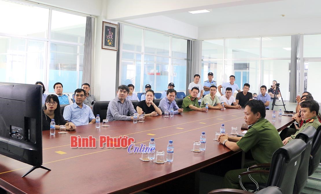 Diễn tập chống cướp tại ngân hàng