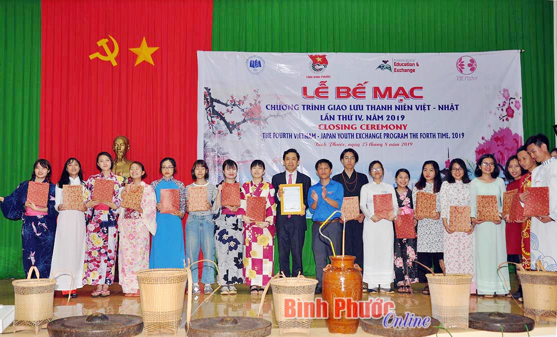 Bế mạc giao lưu thanh niên Việt - Nhật