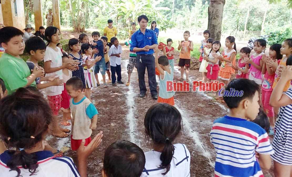Thực hiện đồng bộ công tác chăm sóc, giáo dục, bảo vệ trẻ em