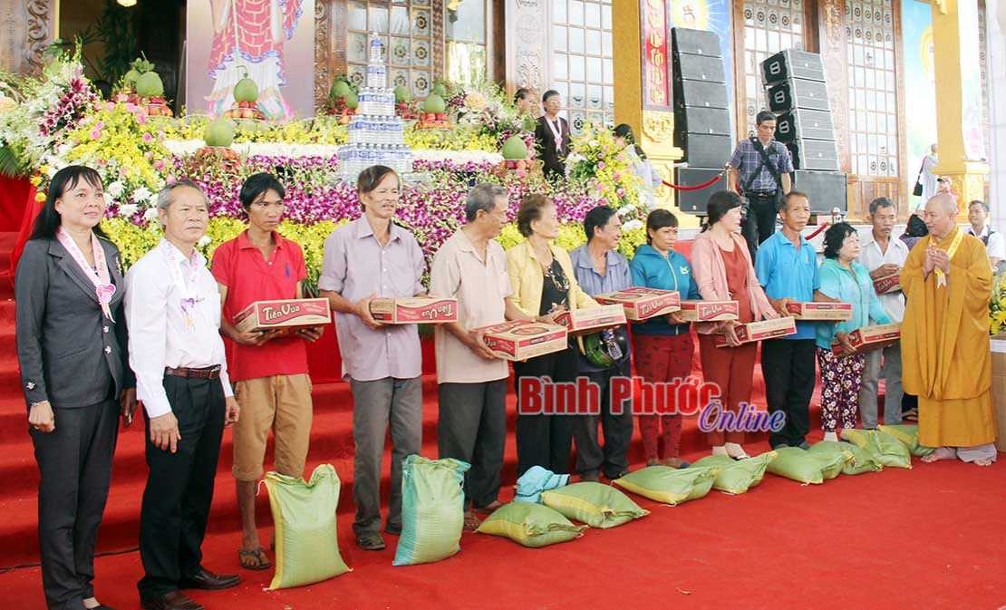 Kh&aacute;nh th&agrave;nh Thiền viện Tr&uacute;c L&acirc;m B&igrave;nh Phước