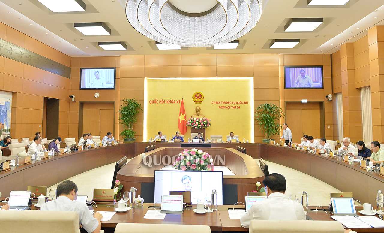 UBTVQH xem x&eacute;t, quyết định th&agrave;nh lập đơn vị h&agrave;nh ch&iacute;nh mới