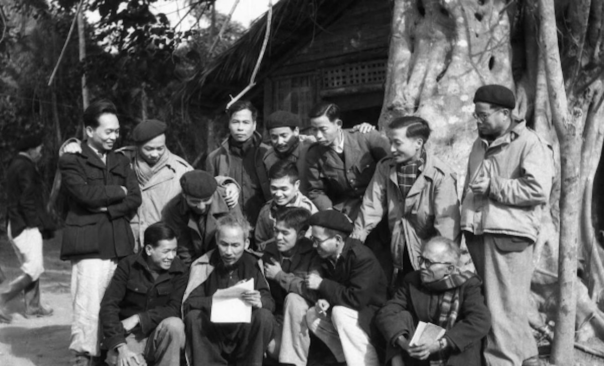 Chỉnh đốn Đảng theo Di ch&uacute;c B&aacute;c Hồ: Bắt đầu từ c&ocirc;ng t&aacute;c c&aacute;n bộ