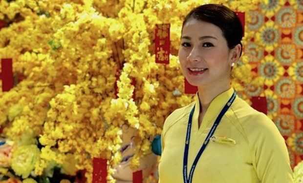 Tiếp viên Vietnam Airlines trả lại 13.000 USD khách quên trên máy bay