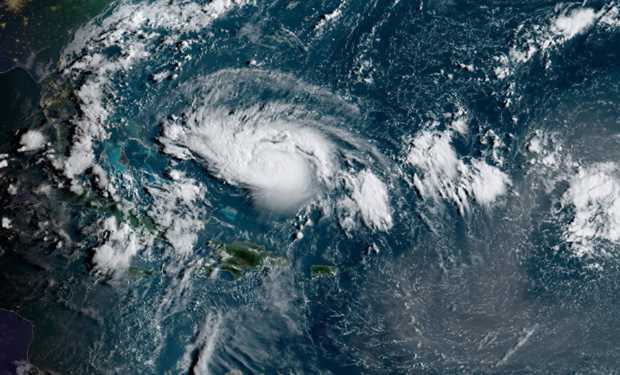 Mỹ: Bão nhiệt đới Dorian mạnh lên cấp cực kỳ nguy hiểm