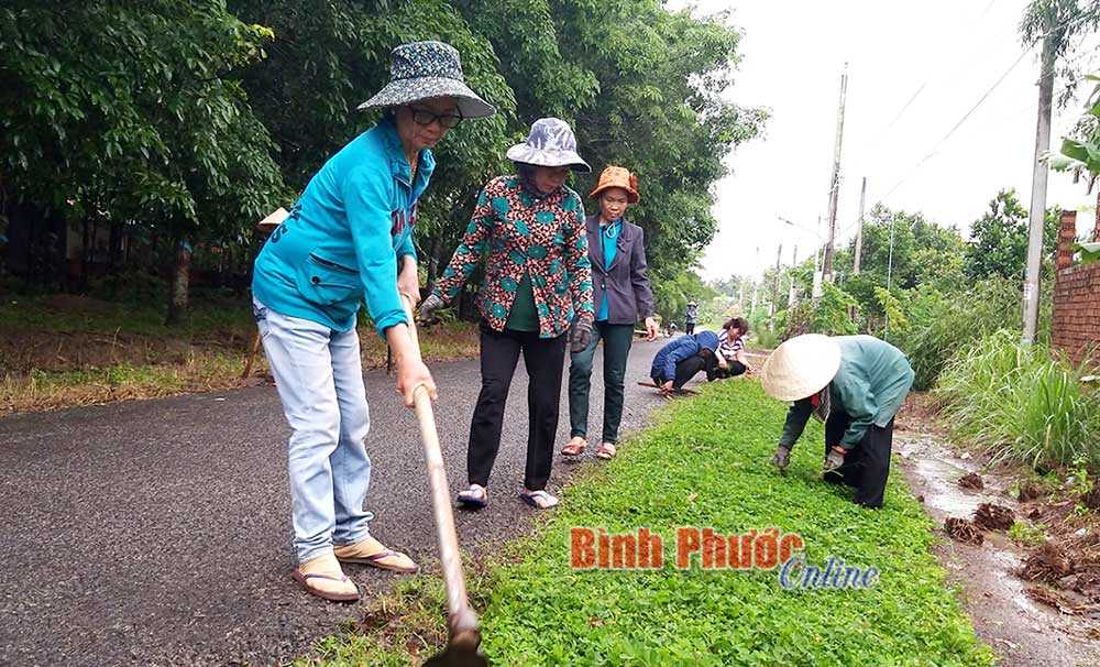 Phụ nữ xây dựng gia đình “5 không, 3 sạch”