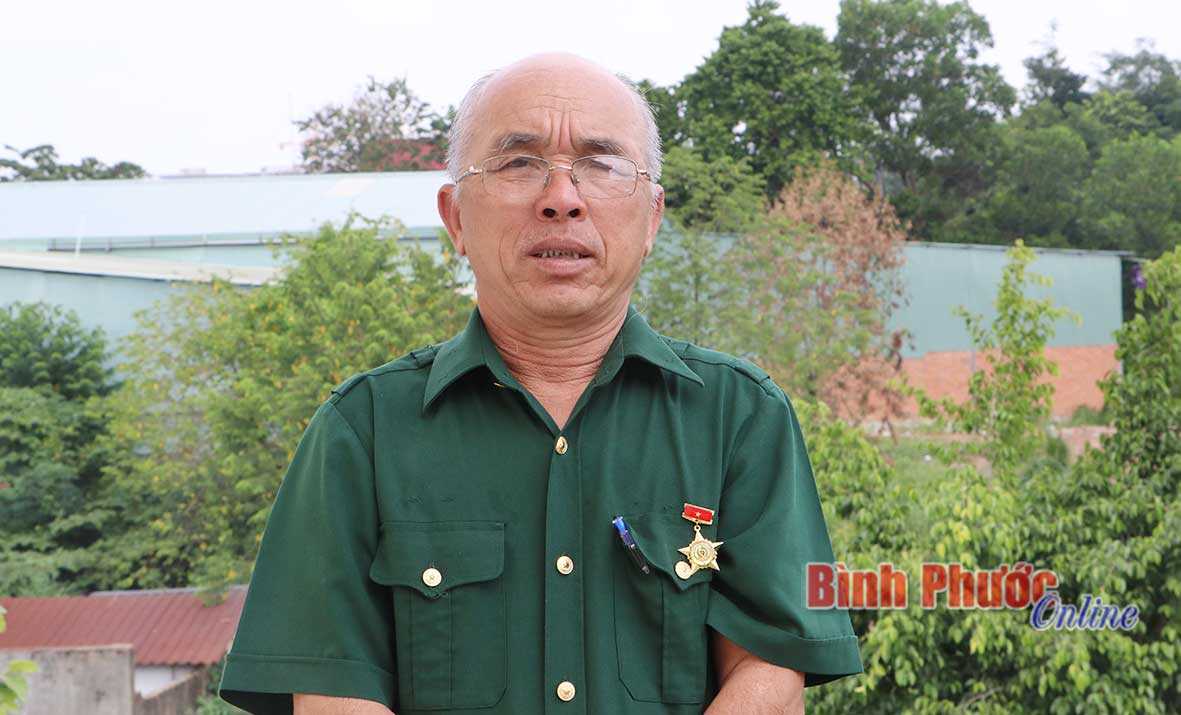 Nặng l&ograve;ng với đồng đội