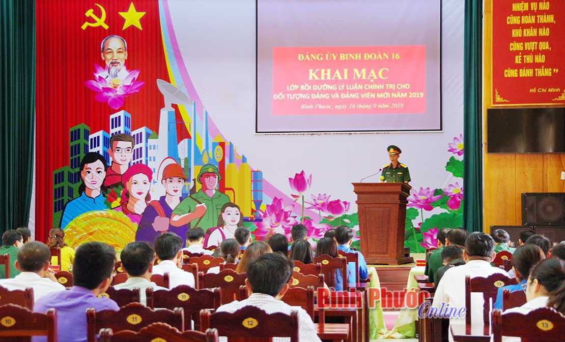 Binh đo&agrave;n 16 v&agrave; Huyện ủy B&ugrave; Đăng tổ chức bồi dưỡng l&yacute; luận ch&iacute;nh trị