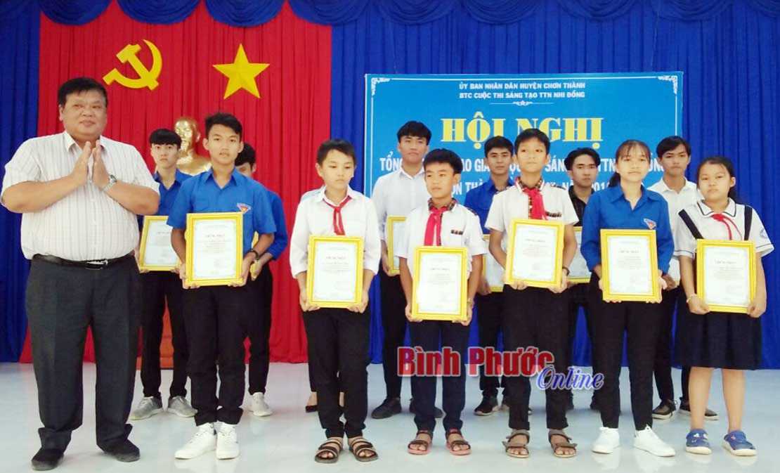 Chơn Thành: 11 sản phẩm, mô hình đoạt giải sáng tạo thanh thiếu niên, nhi đồng