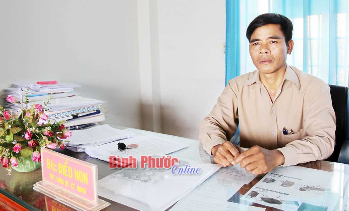 Kh&ocirc;ng tổ chức chi bộ cơ quan cấp x&atilde; l&agrave; ph&ugrave; hợp