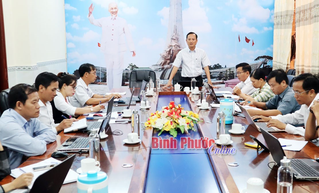 Đồng Xo&agrave;i vận h&agrave;nh m&ocirc; h&igrave;nh ph&ograve;ng họp kh&ocirc;ng giấy