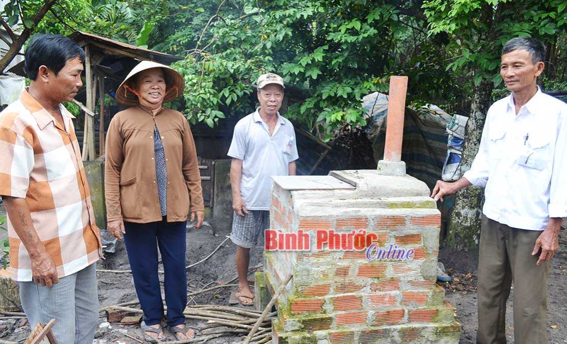 Bảo vệ môi trường từ “Lò đốt rác gia đình”