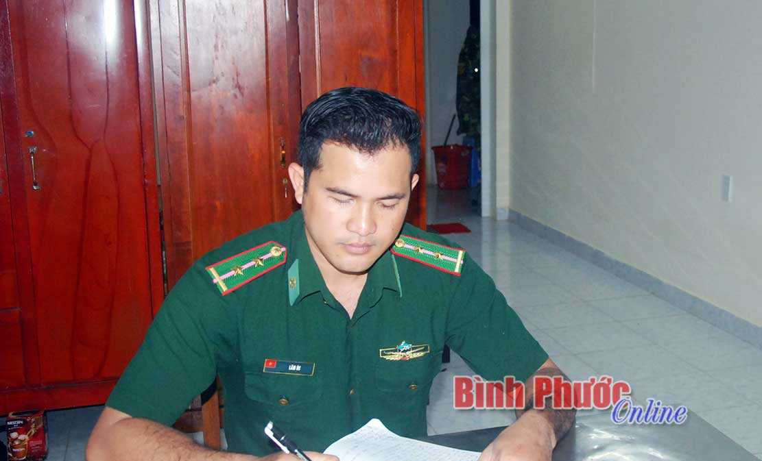 Trung &uacute;y L&acirc;m &Uacute;c tự h&agrave;o tiếp bước cha anh