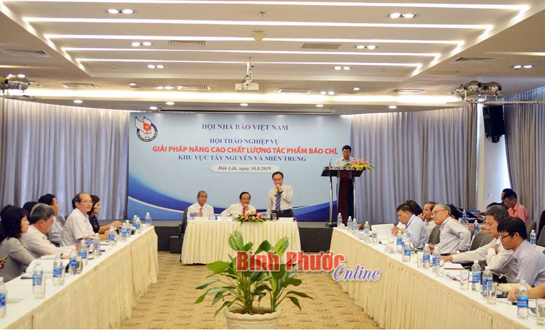 Hội thảo n&acirc;ng cao chất lượng t&aacute;c phẩm b&aacute;o ch&iacute;