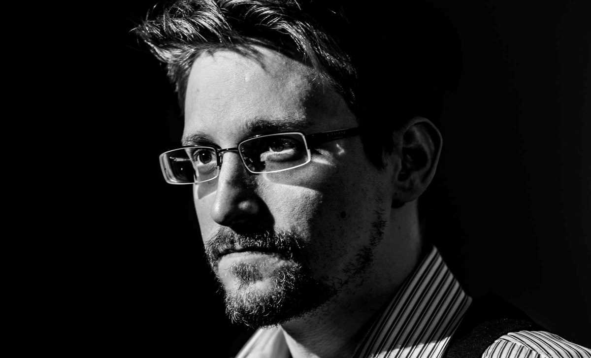 Cựu điệp viên Mỹ Edward Snowden chuẩn bị xuất bản hồi ký