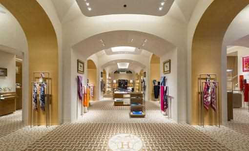 Thương hiệu thời trang xa xỉ Hermes vẫn ăn nên làm ra tại châu Á