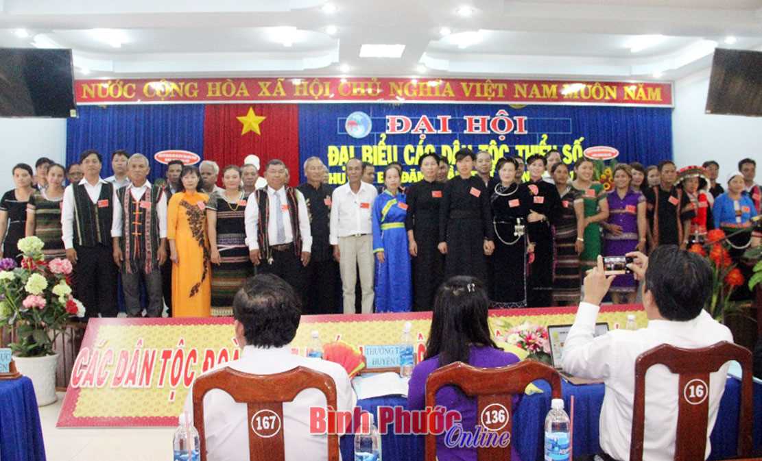 Thanh ni&ecirc;n DTTS B&ugrave; Đăng x&acirc;y dựng 20 c&ocirc;ng tr&igrave;nh