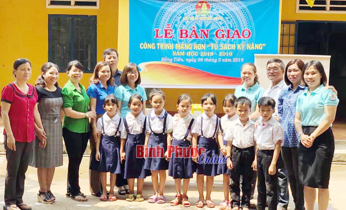 Thiếu nhi Đồng Phú thi đua học tập tốt, rèn luyện tốt
