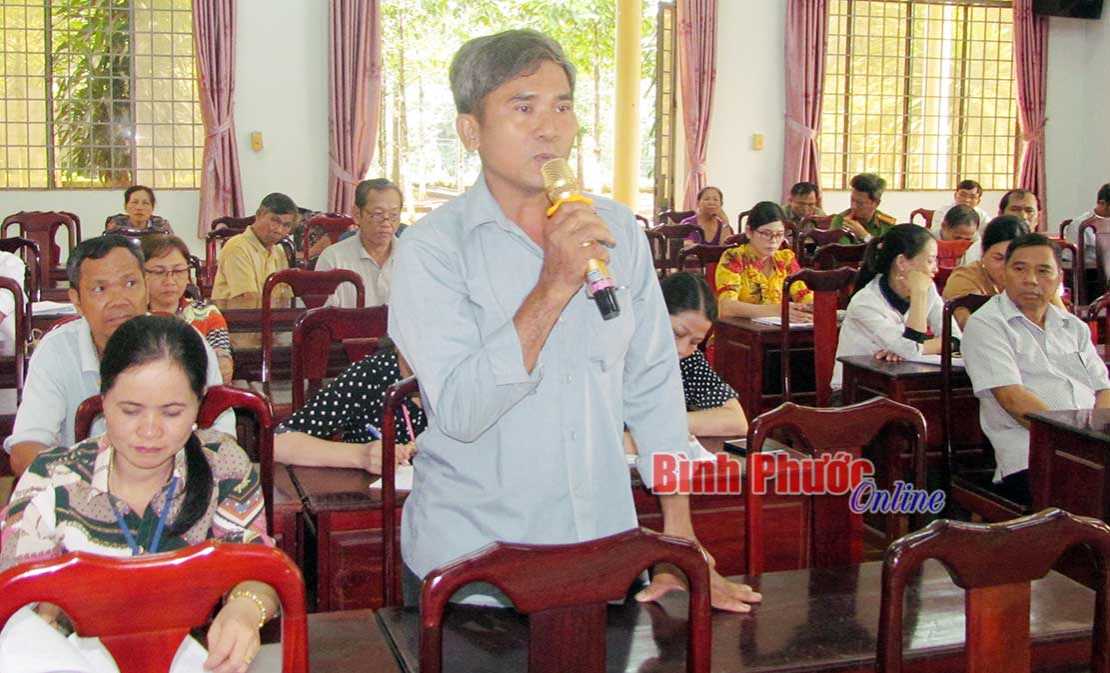 Đại biểu HĐND tỉnh tiếp x&uacute;c cử tri B&igrave;nh Long v&agrave; Đồng Xo&agrave;i