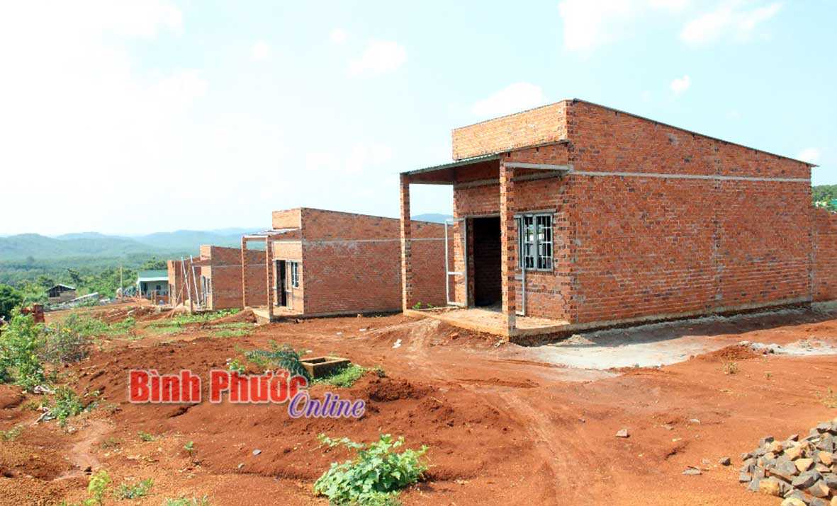 Ph&uacute; Nghĩa phấn đấu giảm 15 hộ DTTS ngh&egrave;o trong năm 2019