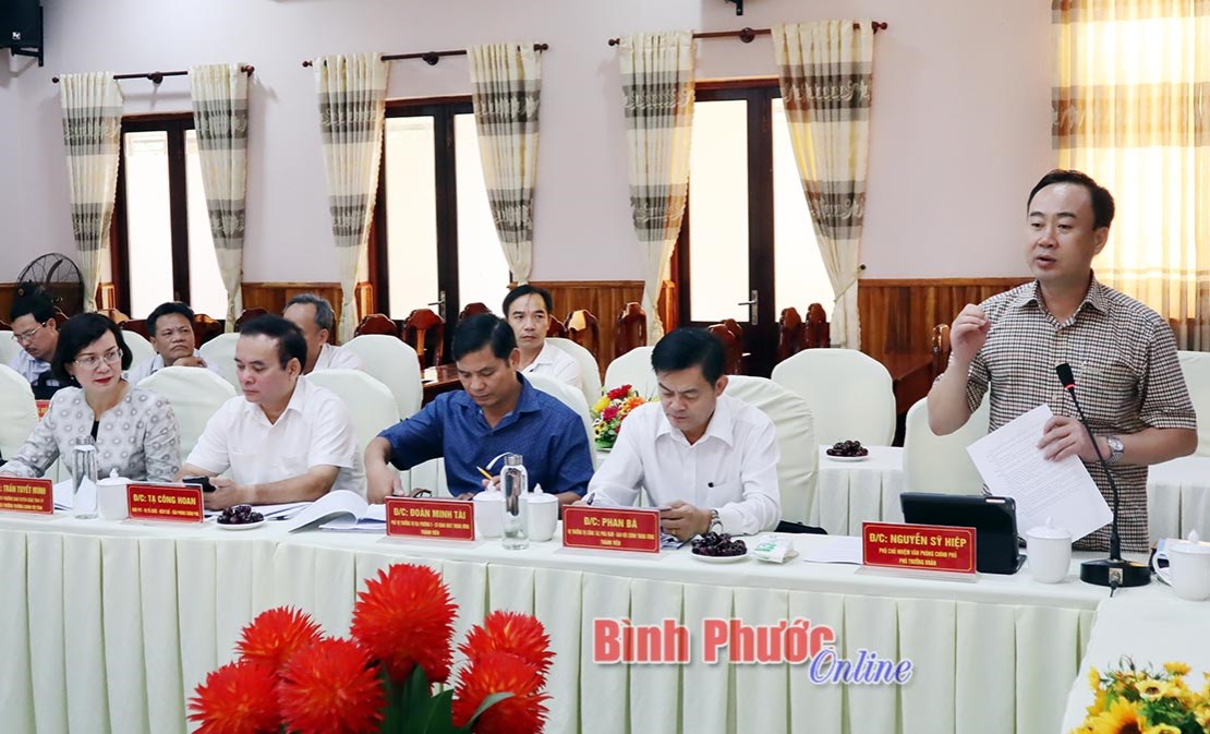 Đo&agrave;n kiểm tra 1152 của Bộ Ch&iacute;nh trị l&agrave;m việc tại Đồng Xo&agrave;i