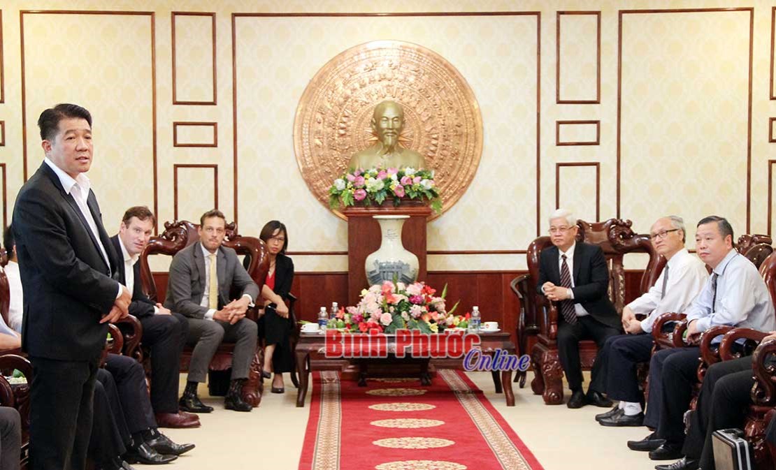 L&atilde;nh đạo tỉnh tiếp v&agrave; l&agrave;m việc với đo&agrave;n c&ocirc;ng t&aacute;c H&agrave; Lan