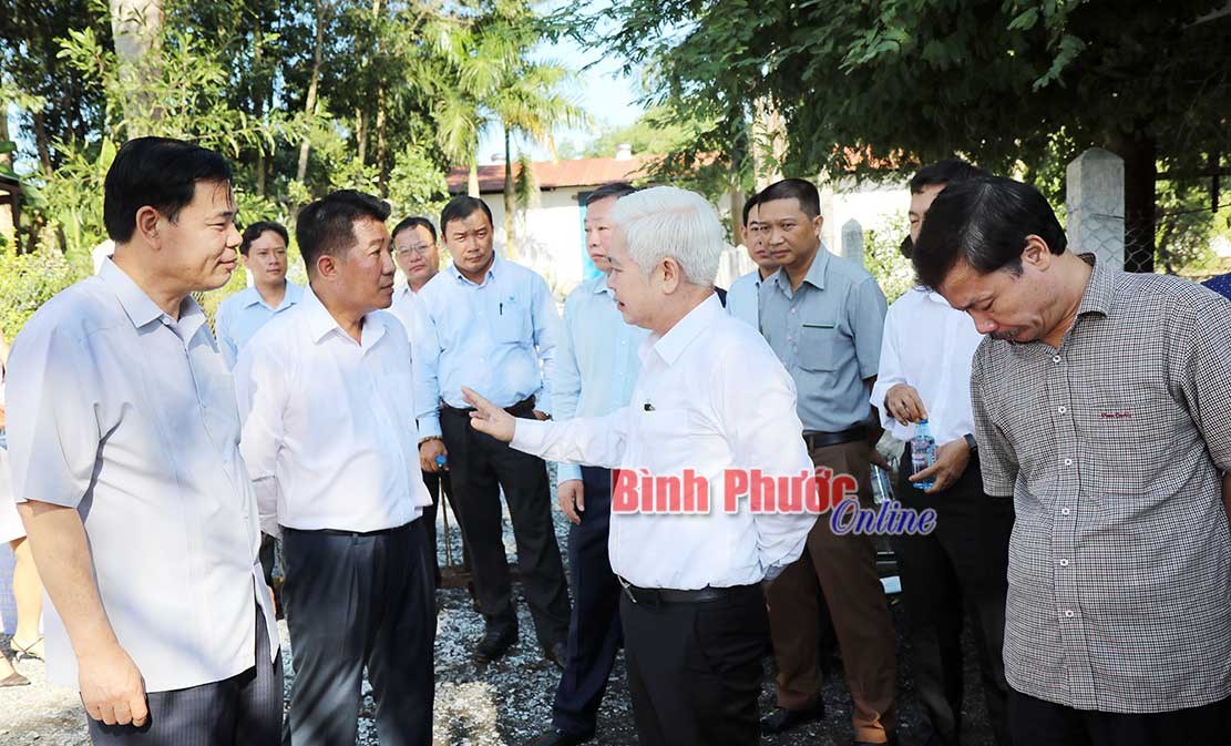 Bộ trưởng Nguyễn Xu&acirc;n Cường:&nbsp;B&igrave;nh Phước cần c&oacute; chiến lược trở th&agrave;nh trung t&acirc;m chăn nu&ocirc;i