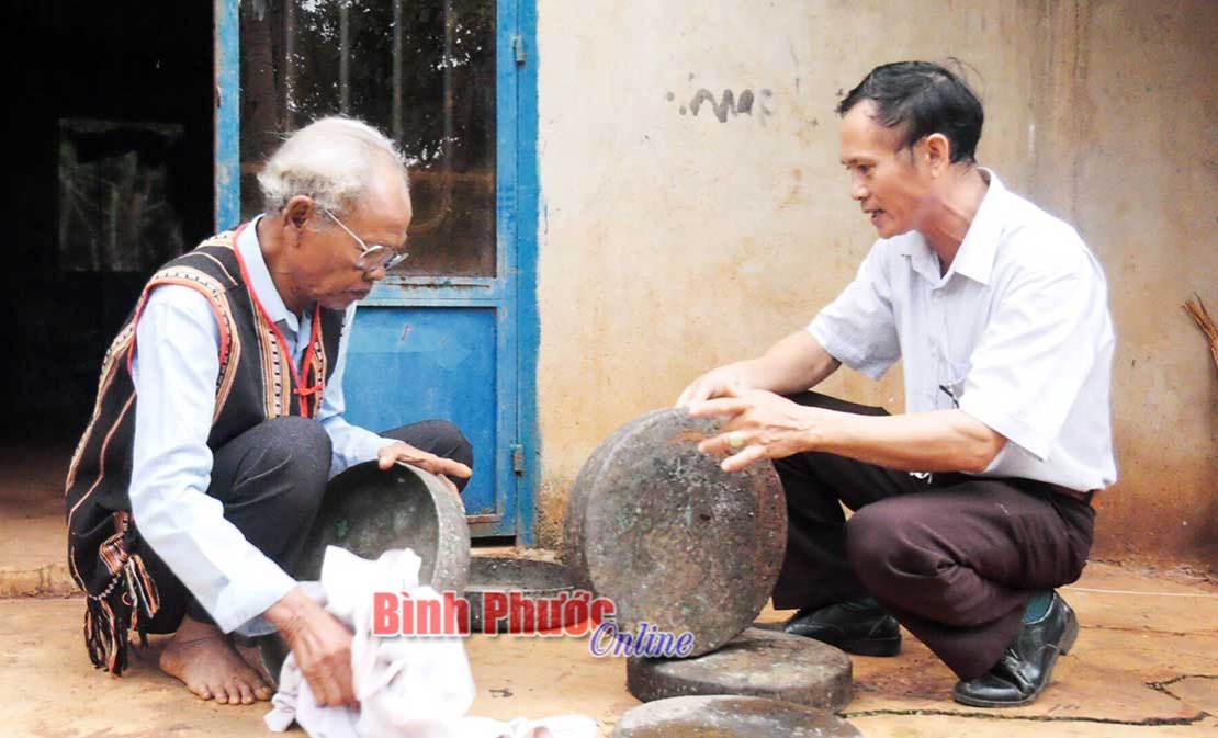 Ph&aacute;t huy vai tr&ograve; gi&agrave; l&agrave;ng, người c&oacute; uy t&iacute;n trong x&acirc;y dựng n&ocirc;ng th&ocirc;n mới