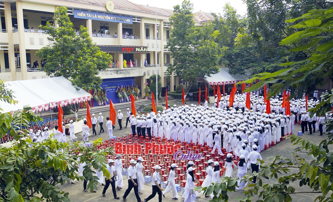 Người B&igrave;nh Phước thực hiện Di ch&uacute;c B&aacute;c Hồ - B&agrave;i cuối