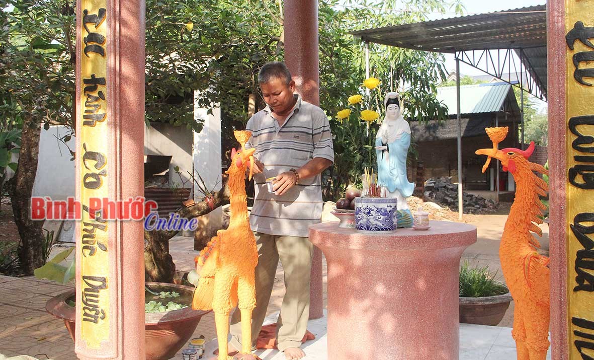 Đền thờ Đức th&aacute;nh Trần gần 1 thế kỷ ở Đồng Xo&agrave;i