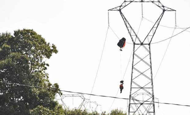 Máy bay tiêm kích F-16 của Bỉ rơi tại Pháp, 2 phi công thoát chết