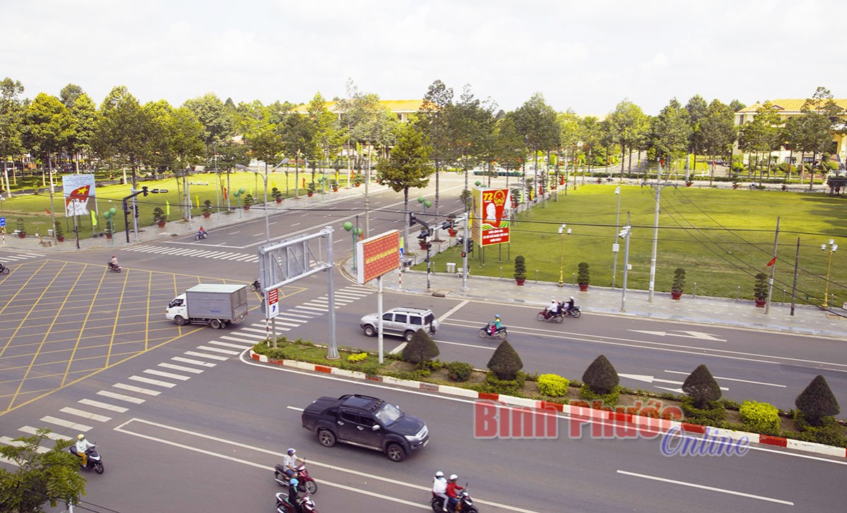 Quy chế thi tuyển c&aacute;c chức danh l&atilde;nh đạo, quản l&yacute;