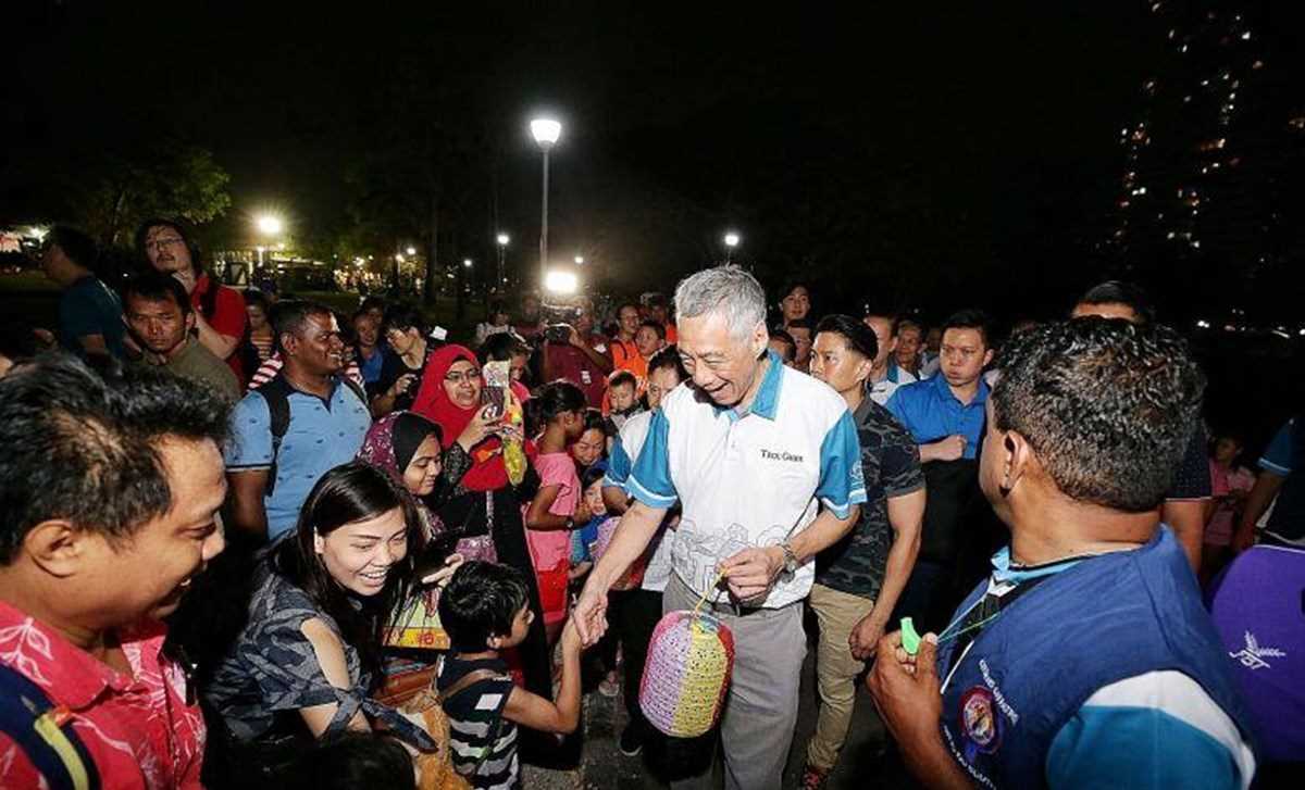 Tết Trung thu mừng 200 năm khai phá đất nước Singapore