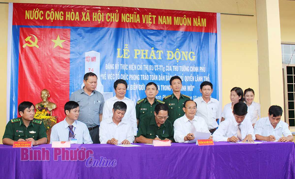 Thạnh Ph&uacute; bảo vệ an ninh bi&ecirc;n giới