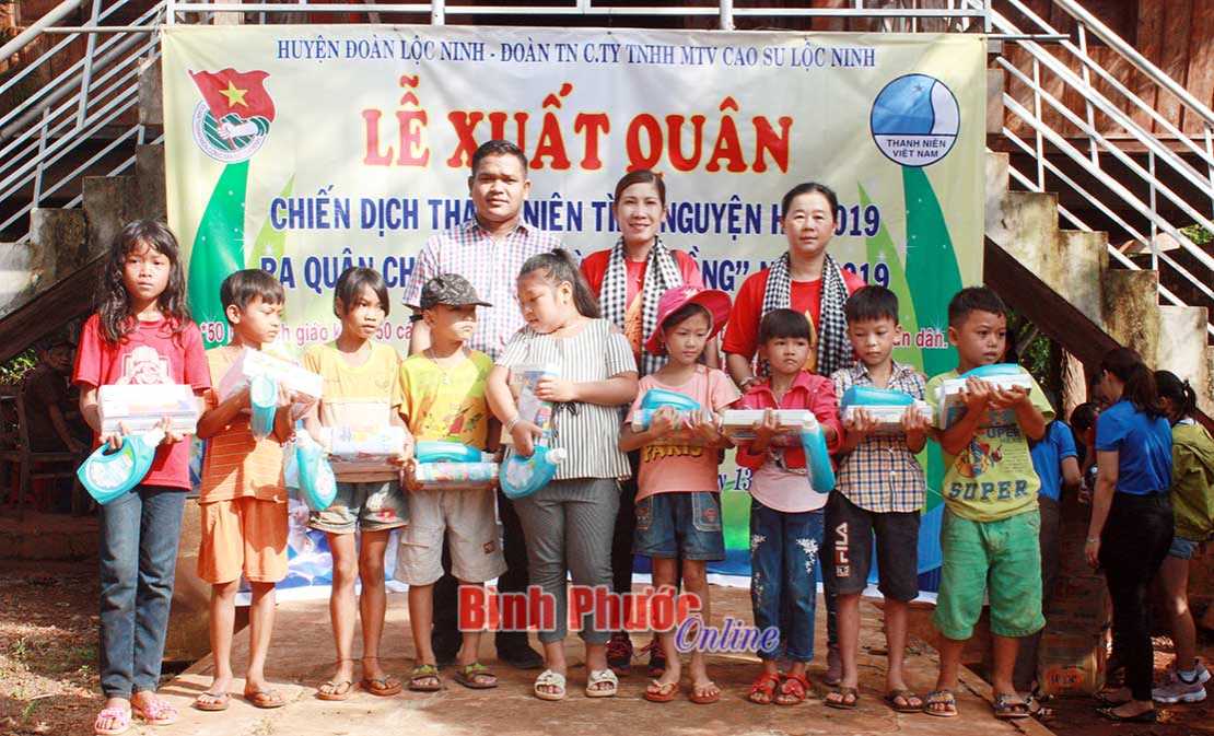 Lộc Ninh ra quân chiến dịch kỳ nghỉ hồng 2019