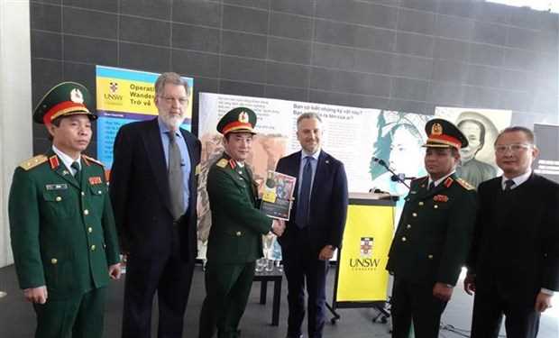 B&agrave;n giao dự &aacute;n số h&oacute;a về bộ đội Việt Nam hy sinh trong chiến tranh