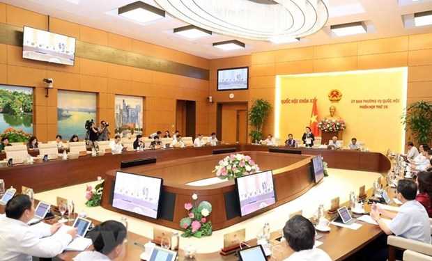 Ủy ban Thường vụ Quốc hội bắt đầu xem x&eacute;t năm dự &aacute;n Luật