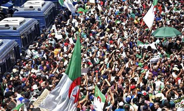 Các đảng đối lập ở Algeria đề xuất giải pháp đối thoại