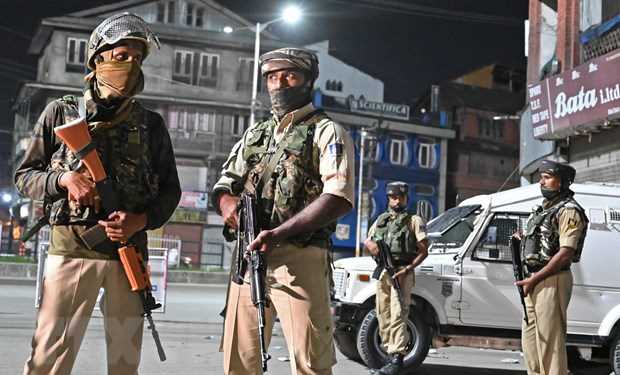 Ấn Độ tái áp đặt các hạn chế đi lại tại khu vực Kashmir