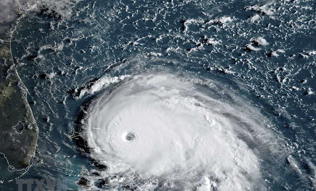 Thủ tướng Minnis bật khóc khi siêu bão cấp 5 Dorian đổ bộ vào Bahamas