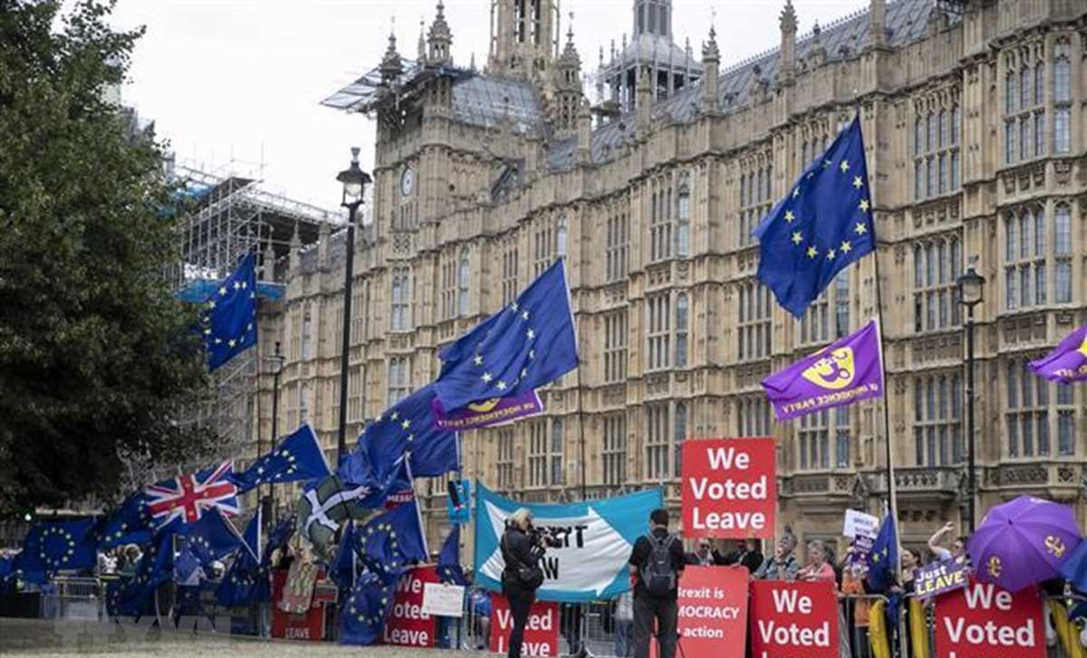 Hải quan Pháp tổng diễn tập chuẩn bị cho Brexit không thỏa thuận