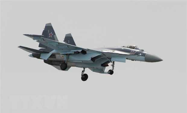 Nga điều Su-35 biểu diễn tại liên hoan hàng không vũ trụ ở Thổ Nhĩ Kỳ