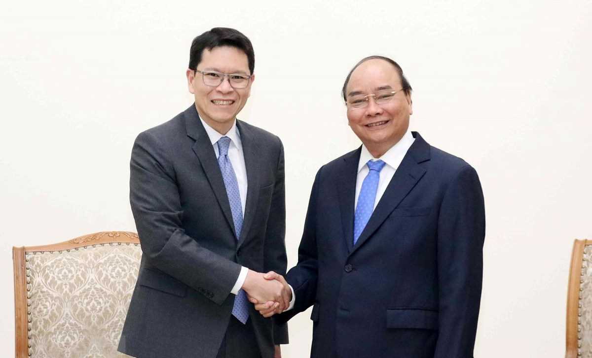 Thủ tướng tiếp Thống đốc Ng&acirc;n h&agrave;ng Trung ương Th&aacute;i Lan