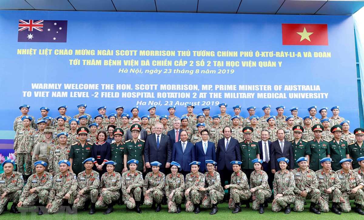 Thủ tướng Australia v&agrave; Việt Nam thăm Bệnh viện d&atilde; chiến cấp 2 số 2