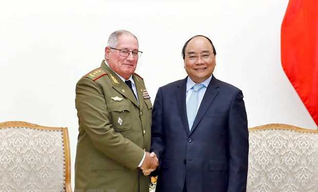 Thủ tướng Nguyễn Xu&acirc;n Ph&uacute;c tiếp Tổng Tham mưu trưởng Cuba