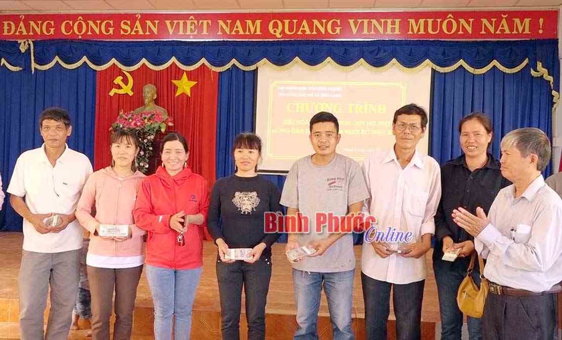 2,5 tỷ đồng hỗ trợ nông dân phát triển kinh tế