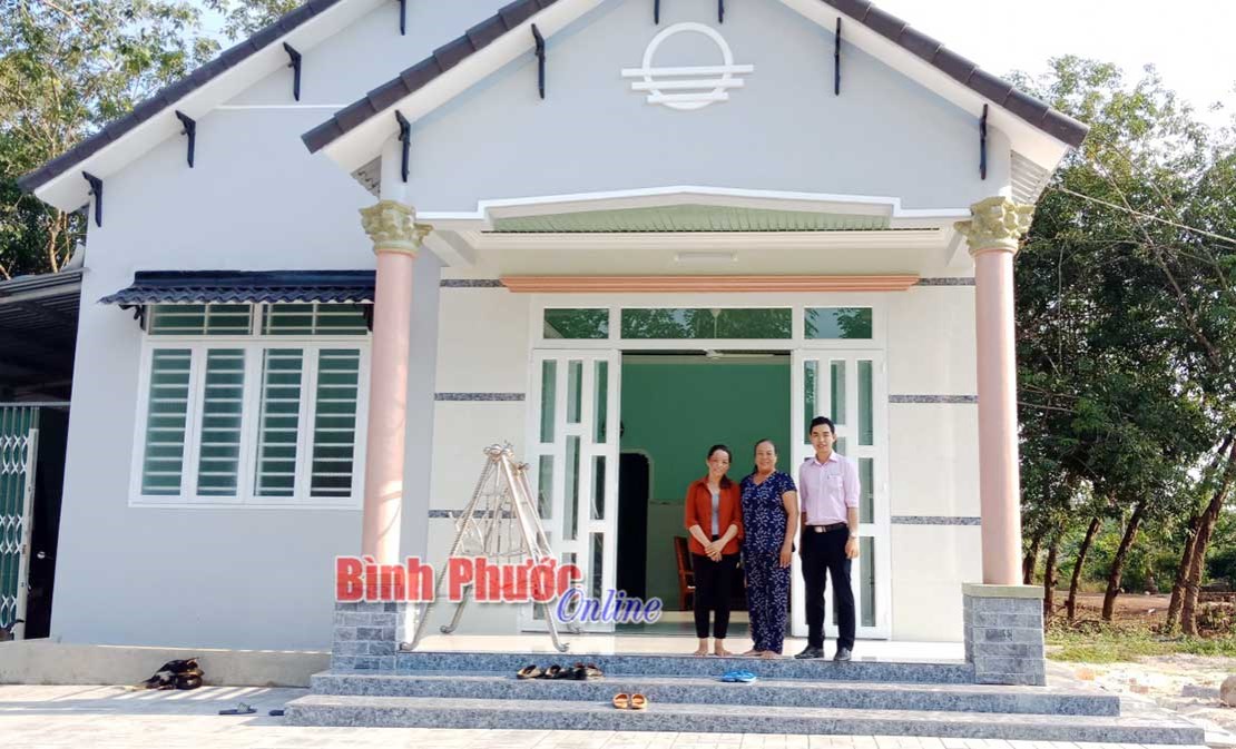 Mang “mái ấm” đến người khó khăn