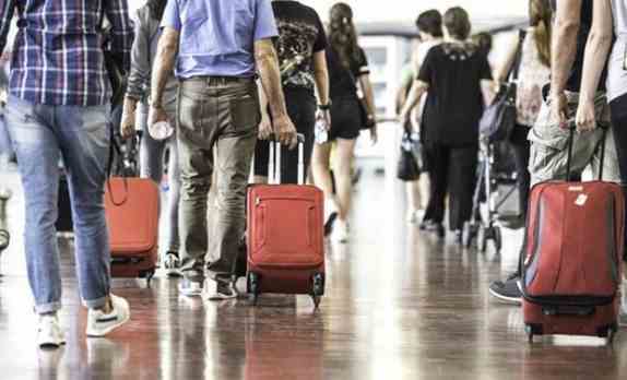 Số người di cư tới Anh giảm xuống mức thấp nhất trong 6 năm