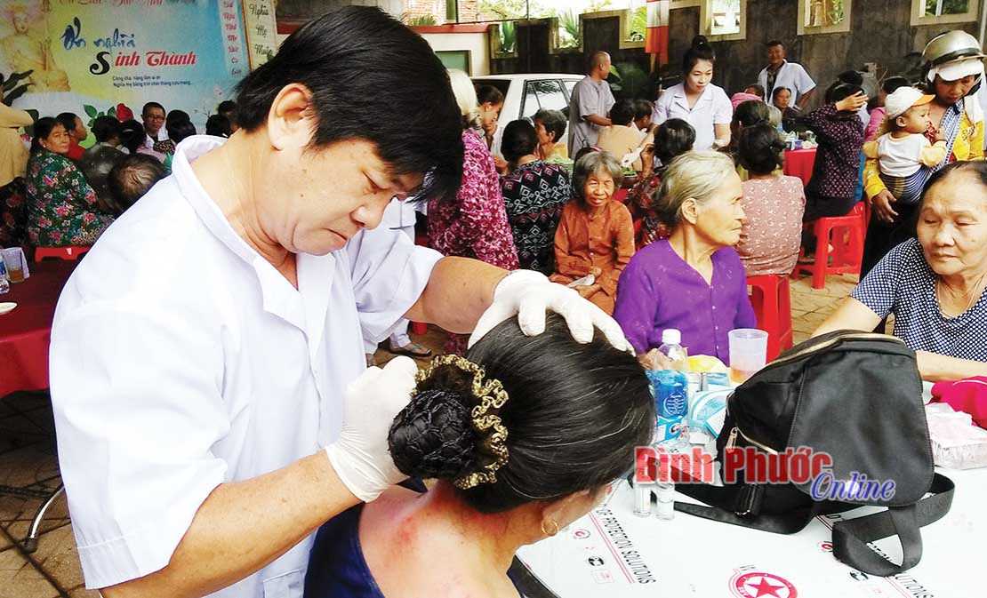 Chơn Th&agrave;nh c&oacute; 6/8 x&atilde; đạt ti&ecirc;u ch&iacute; y tế