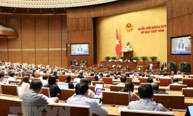 Kỳ họp thứ 8, Quốc hội khóa XIV: Thảo luận tại tổ ba dự án Luật