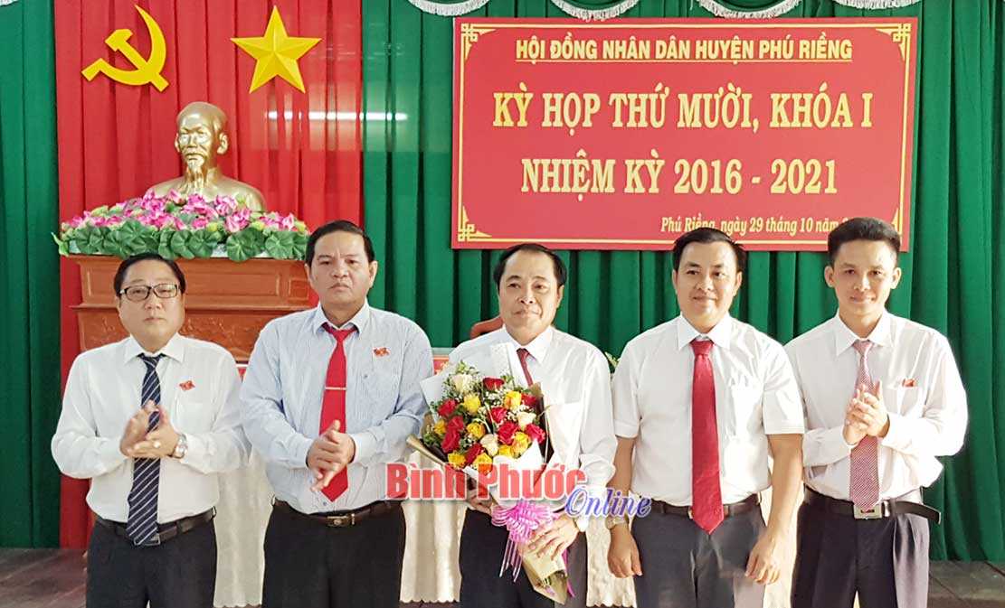 Phú Riềng có tân Phó chủ tịch UBND huyện